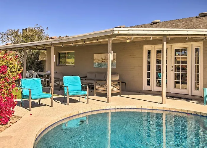3 Mi To Asu: Getaway W/ Heated Pool Holiday home
