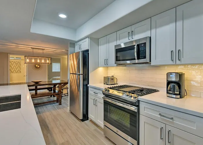 Holiday home 3 Mi To Asu: Getaway W/ Heated Pool