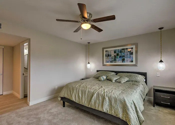 Holiday home 3 Mi To Asu: Getaway W/ Heated Pool Tempe