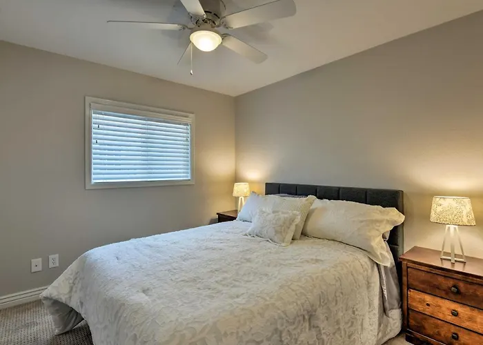 3 Mi To Asu: Getaway W/ Heated Pool Tempe